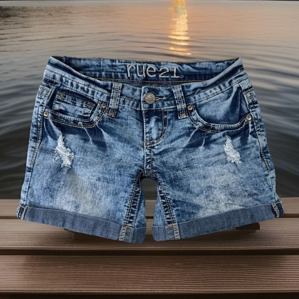 Rue 21 Denim Shorts 0 (W26 Inseam 4.5) Blue Cuffed Distressed Stretch Womens